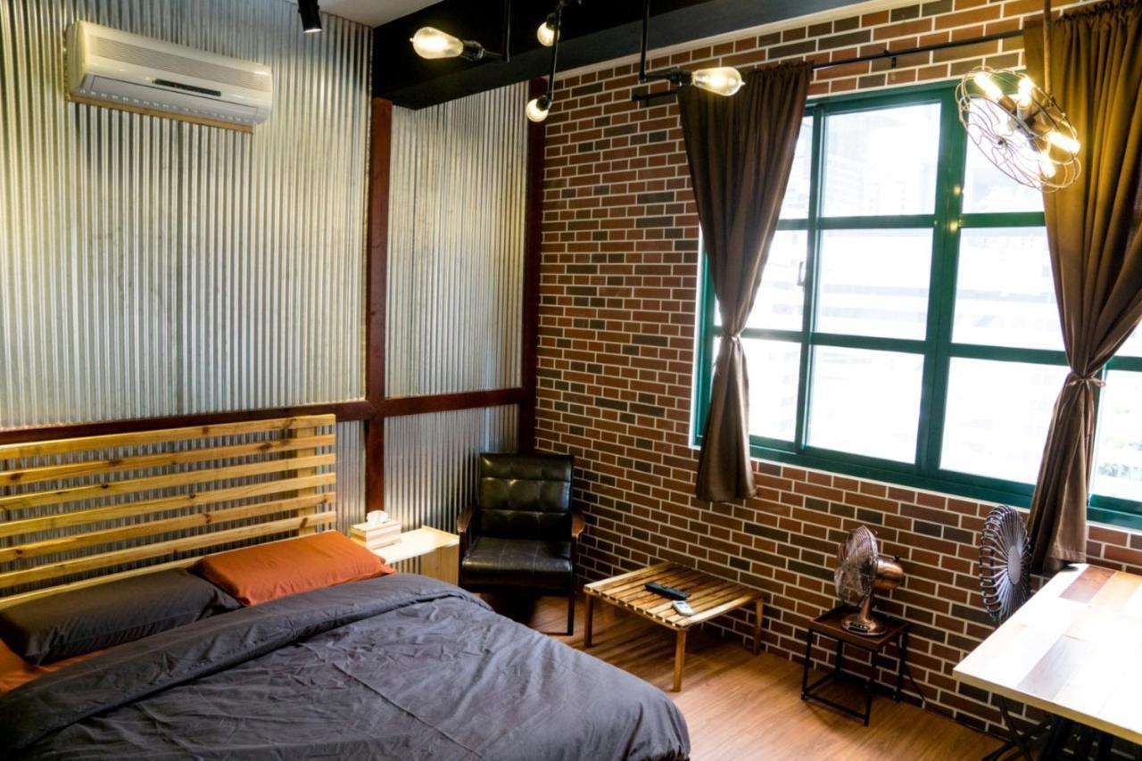 Loft Wo Design Inn Tainan Exterior foto
